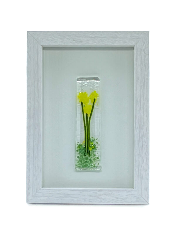 Handgemaakte glascreatie in kader - Gele bloemen